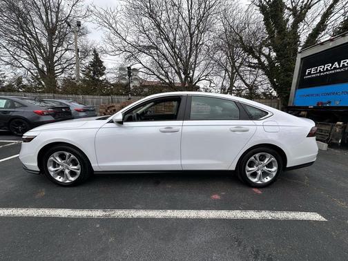 2023 Honda Accord LX 1.5T