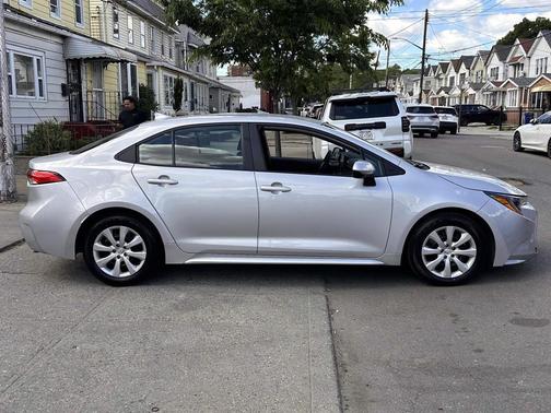 Classic Silver Metallic 2023 Toyota Corolla LE
