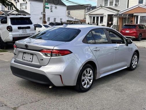 Classic Silver Metallic 2023 Toyota Corolla LE