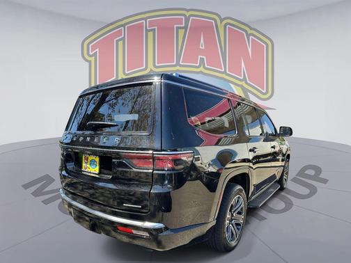 Diamond Black Crystal Pearlcoat 2024 Jeep Wagoneer Series II 4x4