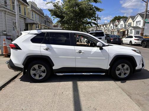 White 2022 Toyota RAV4 XLE