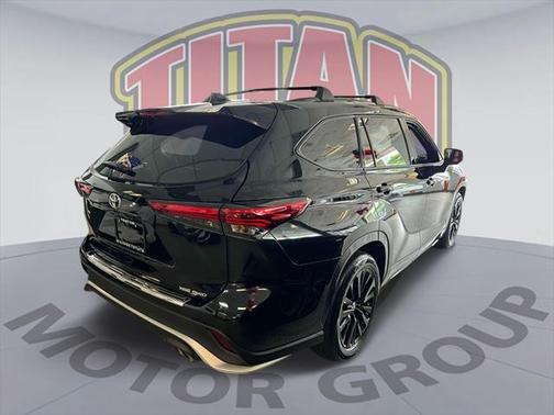 2023 Toyota Highlander XSE