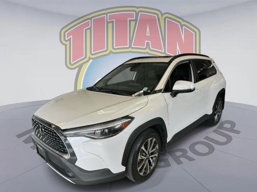 2022 Toyota Corolla Cross XLE