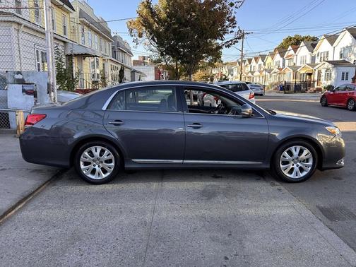 2011 Toyota Avalon Limited