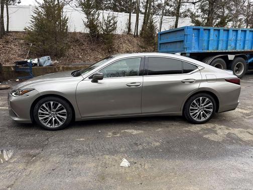 2019 Lexus ES 350 Luxury