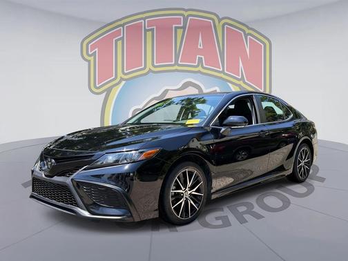 Midnight Black Metallic 2023 Toyota Camry SE