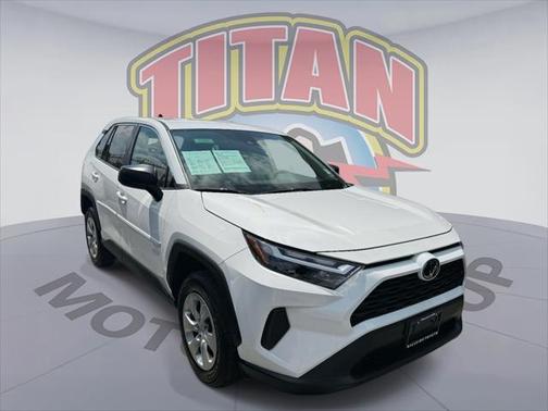 2023 Toyota RAV4 LE