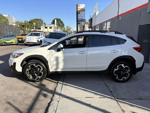 Crystal White Pearl 2023 Subaru Crosstrek Limited