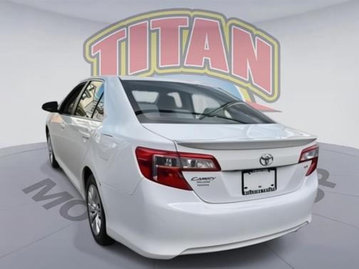 2014 Toyota Camry LE