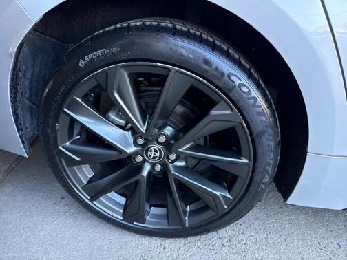 Classic Silver Metallic 2024 Toyota Corolla SE