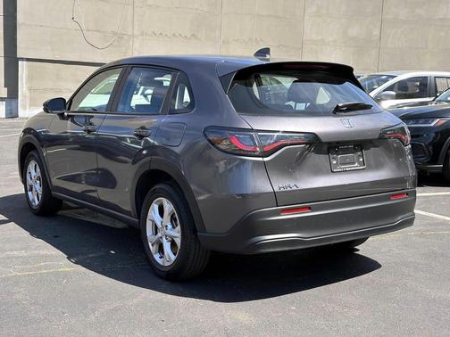 GRY 2025 Honda HR-V LX