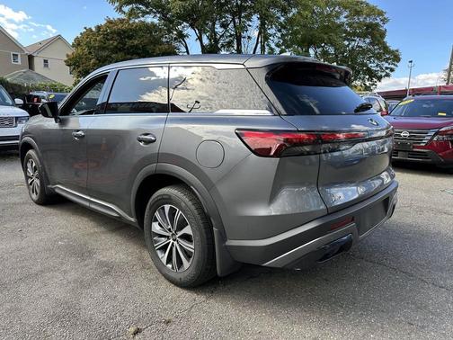 2025 INFINITI QX60 Pure