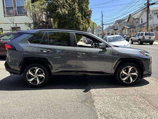 Magnetic Gray Metallic 2024 Toyota RAV4 Prime SE
