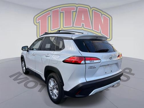 2022 Toyota Corolla Cross LE