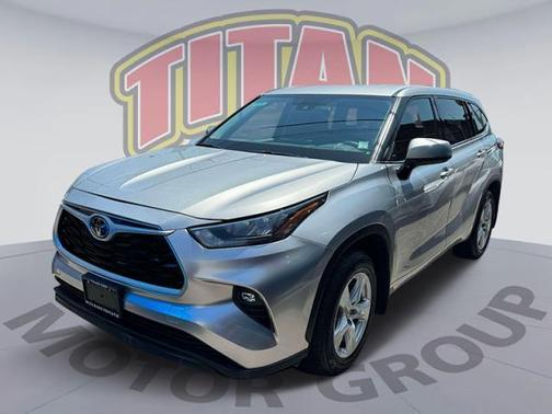 2020 Toyota Highlander LE