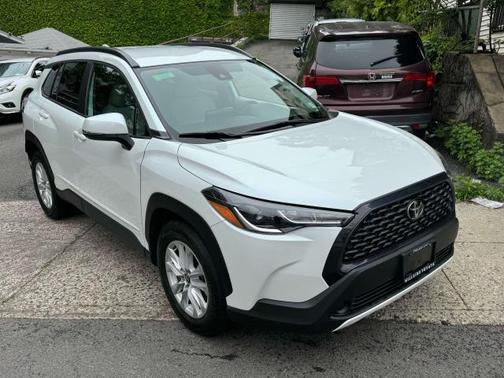 2022 Toyota Corolla Cross LE