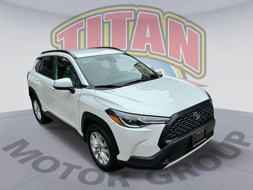 2022 Toyota Corolla Cross LE