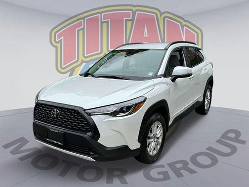 2022 Toyota Corolla Cross LE