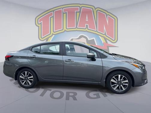 Gun Metallic 2025 Nissan Versa 1.6 SV