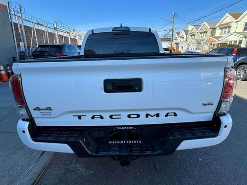 2019 Toyota Tacoma SR