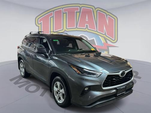2021 Toyota Highlander LE