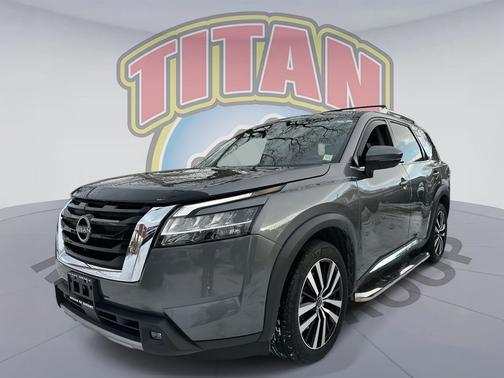 2023 Nissan Pathfinder Platinum 4WD