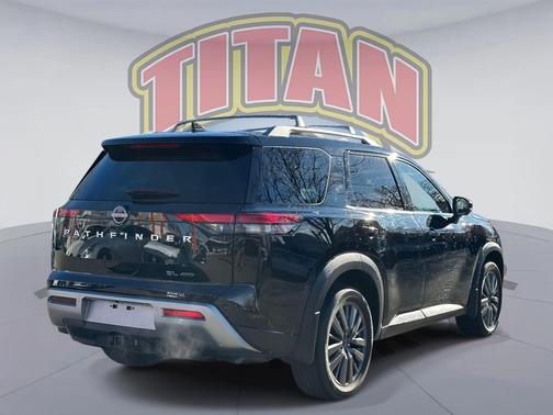 2024 Nissan Pathfinder SL 4WD