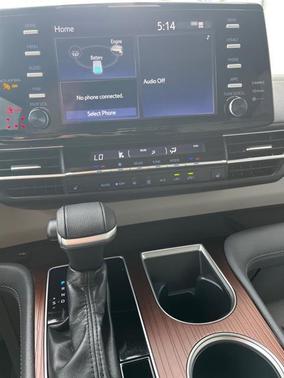 2022 Toyota Sienna XLE