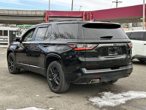 2021 Chevrolet Traverse Premier