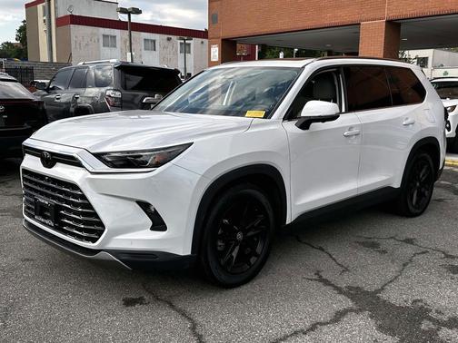 Wind Chill Pearl 2026 Toyota Grand Highlander Limited