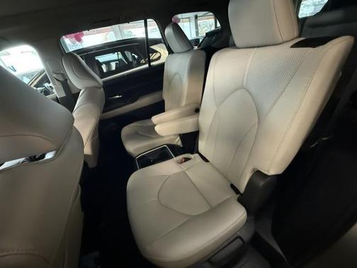 2025 Toyota Grand Highlander Limited