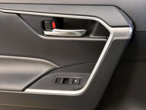 2023 Toyota RAV4 Prime SE