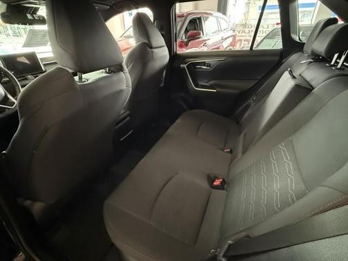 2023 Toyota RAV4 Prime SE