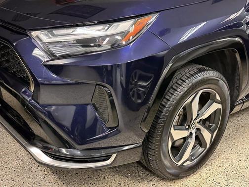 2023 Toyota RAV4 Prime SE