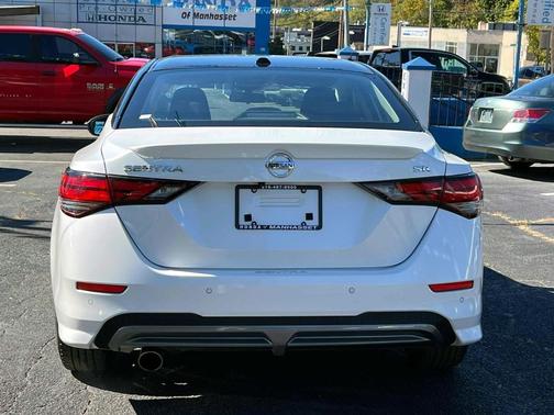 2022 Nissan Sentra SR