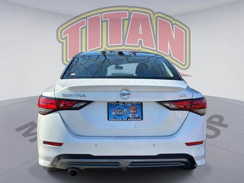 2022 Nissan Sentra SR