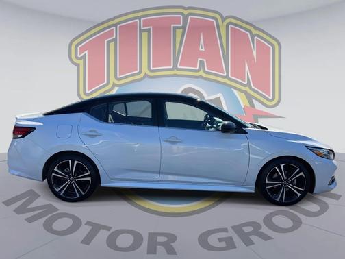 2022 Nissan Sentra SR