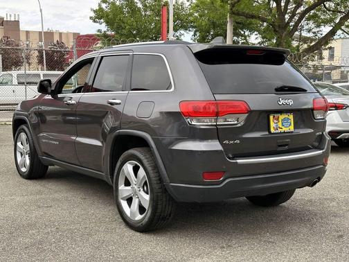 Granite Crystal Metallic Clearcoat 2015 Jeep Grand Cherokee Limited