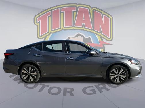 2021 Nissan Altima 2.5 SV