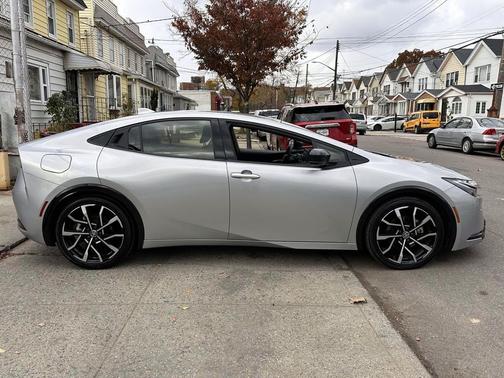 2024 Toyota Prius Prime XSE