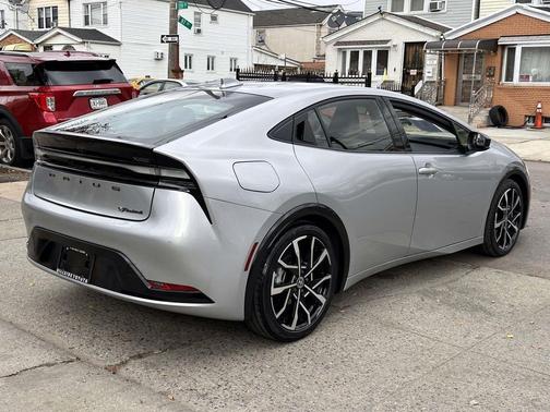 2024 Toyota Prius Prime XSE