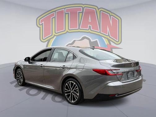 2025 Toyota Camry XLE