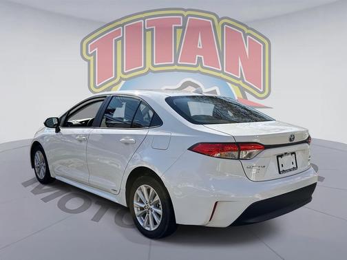 2025 Toyota Corolla Hybrid LE