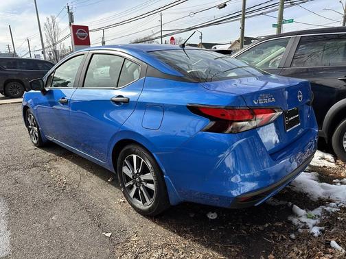 2024 Nissan Versa 1.6 S