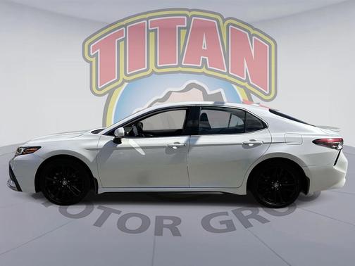 Wind Chill Pearl 2024 Toyota Camry XSE
