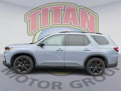 URBAN GY 2025 Honda Pilot Black Edition