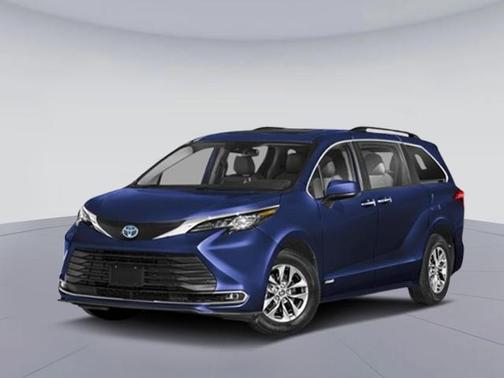 2025 Toyota Sienna XLE 8 Passenger