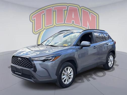2022 Toyota Corolla Cross LE