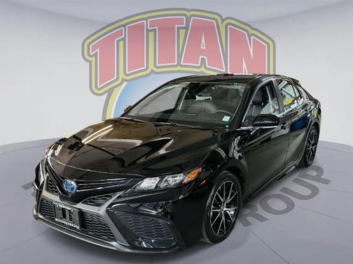 2023 Toyota Camry Hybrid SE