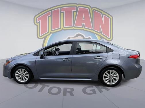 Celestite 2025 Toyota Corolla LE